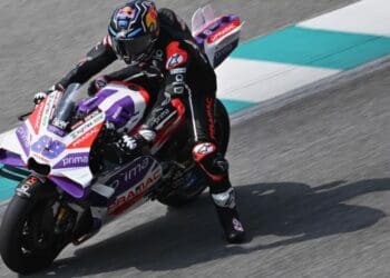 Jorge Martín foi o mais rápido no dia 1 de testes em Sepang, à frente de um super rookie Acosta; Miguel Oliveira foi 15º