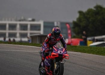 Corrida de loucos no GP de portugal com Jorge Martín a vencer, Viñales a cair depois de Bagnaia e Marc Márquez irem ao chão e Acosta no pódio!