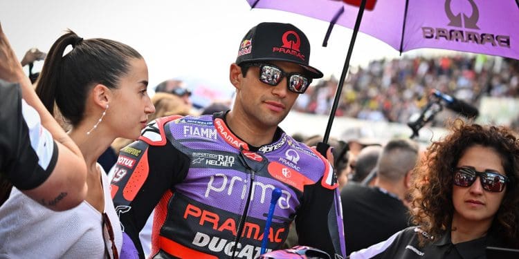 Davide Tardozzi garante apoio total a Jorge Martín para o resto de 2024: ‘Terá tudo o que precisa para vencer e lutar pelo título’