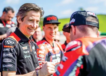 ‘Se o Aleix sair;iremos ao mercado;um nome italiano seria interessante’ – Massimo Rivola