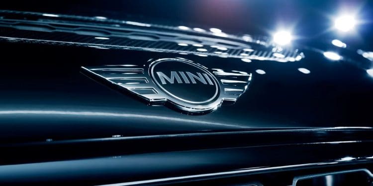 MINI – fabricante de automóveis irá aventurar-se no mundo das duas rodas?