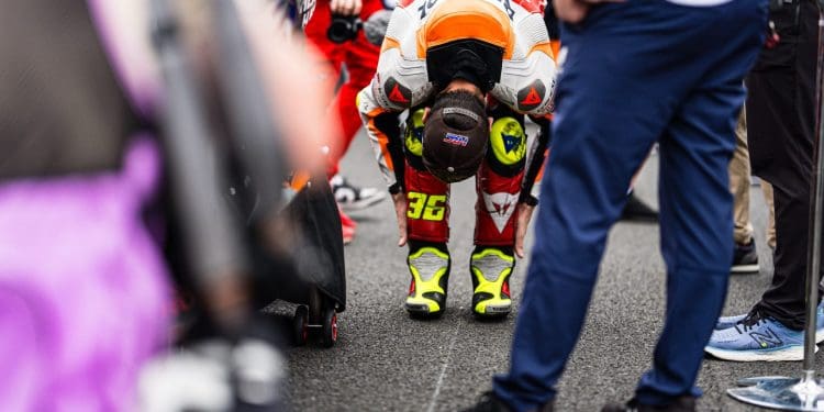 Joan Mir ainda mais frustrado pela queda depois de bom arranque de corrida: ‘Não entendo como operam nestes casos; Estava confiante’