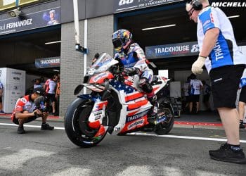 Miguel Oliveira admite conversas com outras equipas mas alerta: ‘A M1 não está com grandes performances; Existem lugares na Ducati’