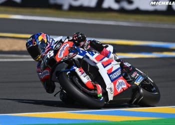 Resultado de 2023 dá esperança a Wilco Zeelenberg que vê Miguel Oliveira com potencial para mais: ‘A corrida dele foi muito boa’