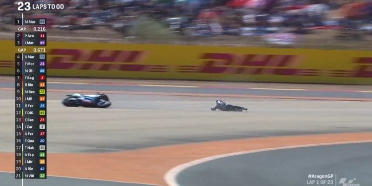 Vídeo: Queda desoladora acabou com a corrida de Miguel Oliveira em Aragão na primeira volta