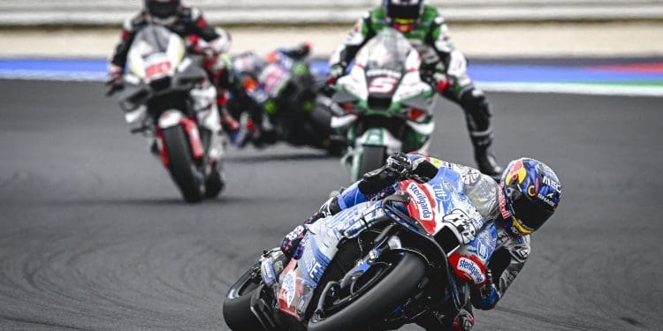 Miguel Oliveira jogou pelo seguro em Misano e «questionou»… Viñales: ‘Não pensei trocar de moto, não me queria arrepender e esperei’