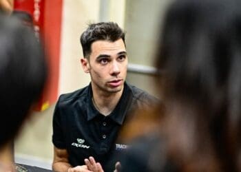 ‘Desejo para esta época de 2024? Muitas vitórias’— Miguel Oliveira