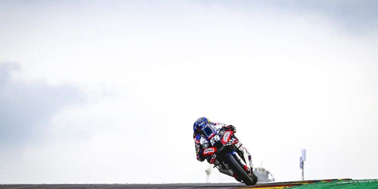 ‘Tem sido ótimo; o Miguel Oliveira viu-se imediatamente competitivo e o Raúl Fernández também’ – Davide Brivio