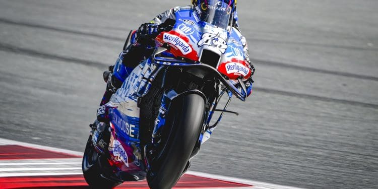 Miguel Oliveira salvou-se à justa e está na Q2 em Aragão com o décimo lugar no Treino