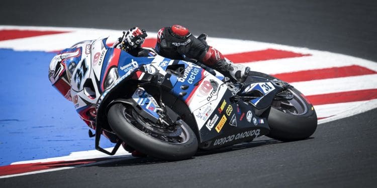 BMW só terá duas motos de fábrica no WSBK em 2025