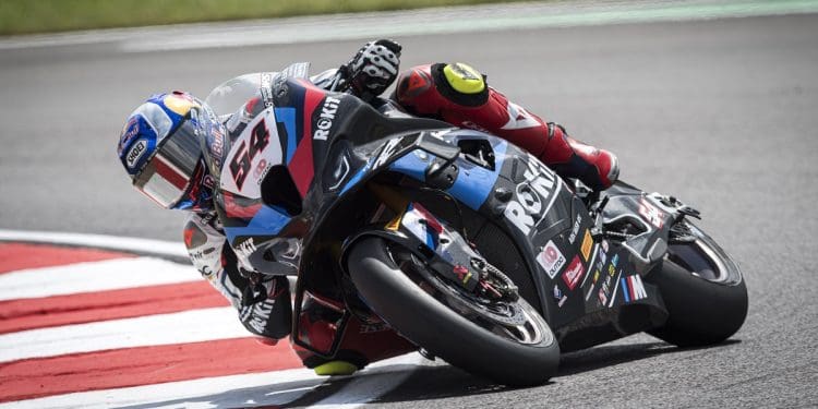 Toprak Razgatlioglu arrasou volta recorde de Most para consumar nova pole position