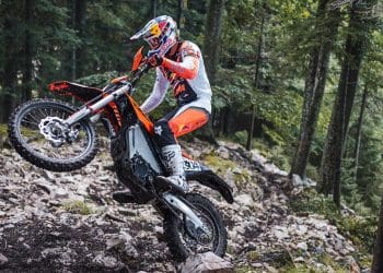 Vídeo: KTM ataca off-road com a Freeride E 2025