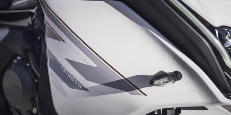 CFMOTO ‘espera verdadeira procura de mercado’ por motos elétricas na Europa