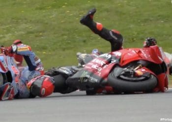 Vídeo – Confronto dramático no GP de Portugal com dois titãs a chocarem em pista e a ambos a terminarem no chão