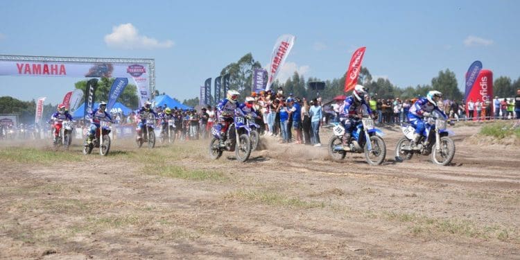 Arranque de sucesso do Troféu Yamaha em Pegões