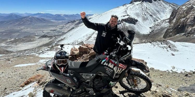 Pol Tarrés bate outro recorde do Guinness com a sua Yamaha