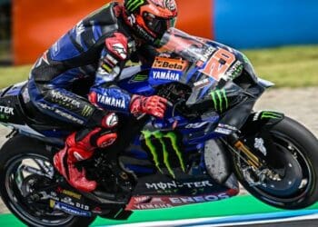 Monster Energy Yamaha MotoGP preparada para o arranque da época de 2024