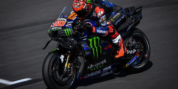 Novo motor da Yamaha ‘não é muito diferente’ mas entrega de potência ‘é mais direta’, revela Fabio Quartararo