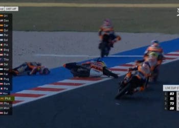 Vídeo: Estado de saúde de Máximo Quiles preocupa após assustador highside