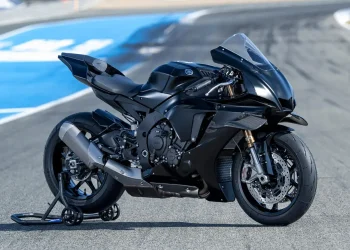 Arrancou a primeira fase de pré-encomendas para nova YZF-R1 de competição
