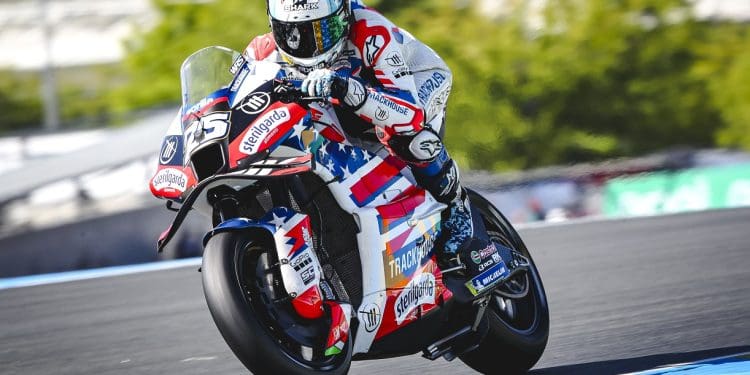 Raúl Fernández inspira-se no sucesso do ano passado da Aprilia: ‘Saber que a nossa moto funciona incrivelmente bem em Barcelona é ótimo’