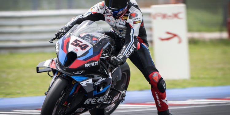 Toprak Razgatlioglu não deu hipótese à concorrência no FP1 do WSBK em Misano, que terminou com mais de meio segundo de vantagem