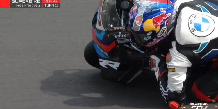 Toprak Razgatlioglu fez «save» épico ao estilo de Marc Márquez: ‘Tenho um vídeo engraçado para a minha carreira’