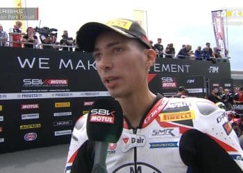 ‘Com esta distância ninguém está a desfrutar, eu sei, mas…’ – Toprak Razgatlioglu