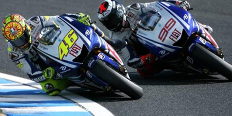 Valentino Rossi coloca Jorge Lorenzo no pódio dos seus maiores adversários e relembra polémica com ‘muro’ dentro da garagem