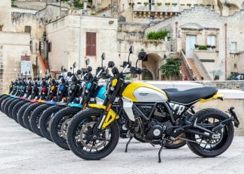 Ducati prepara nova versão especial da Scrambler no 10.º aniversário