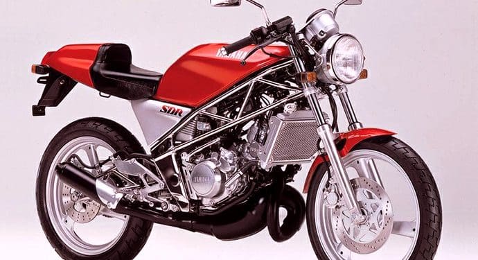 Yamaha SDR 200 – o retorno de uma naked de sucesso no passado?