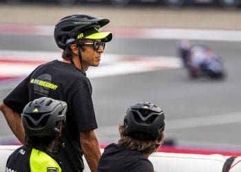 ‘Adormecemos um bocado, mas chegou o Valentino Rossi com a energia dele’ – Carlos Checa