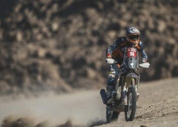 Tobias Ebster, um nome para mais tarde recordar, foi o melhor rookie do Dakar 2024; O português Bruno Santos em segundo