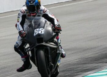 Miguel Oliveira entre os dez mais velozes em Sepang