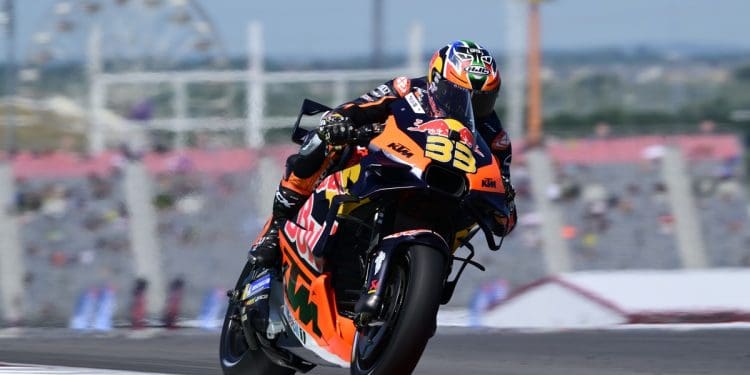 Mudanças na moto correram mal a Brad Binder, relegado à Q1 em Austin