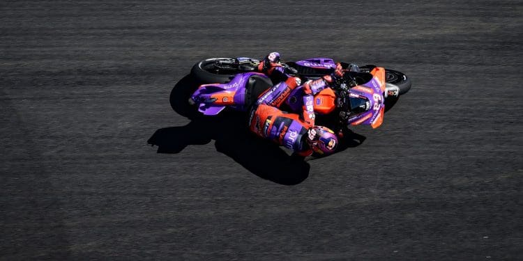 ‘Jorge Martín tem de correr como sempre fez’ – Marco Melandri