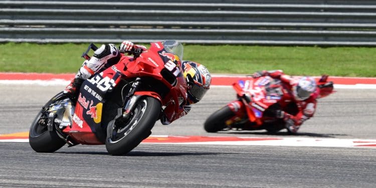 Kevin Schwantz deslumbrado com Pedro Acosta: ‘É um novo grande fenómeno’