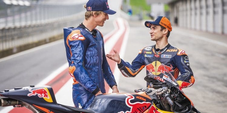 Do ciclismo ao MotoGP, Fabio Wibmer pilotou KTM RC16 no Red Bull Ring