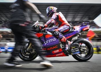 Jorge Martín sublinhou favoritismo e liderou o FP1 do MotoGP em Barcelona; Miguel Oliveira em 12.º