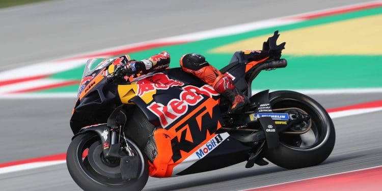 ‘Sem o azar em três quedas, Brad Binder estaria em quarto no Mundial’ – Hubert Trunkenpolz