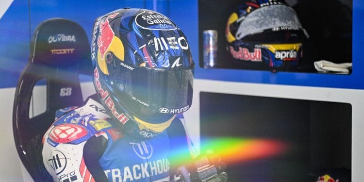 ‘Foi um fim de semana em que conseguimos melhorar, mas esperava muito mais da moto no domingo’ – Miguel Oliveira