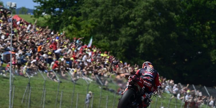 Ricard Jové realça a «equipa de sonho» da KTM: ‘Montaram uma estrutura que, cuidado!’