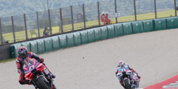 Pode a Ducati «impedir» Jorge Martín de ser campeão? ‘Não o vão deixar ganhar’, diz Manuel Pecino