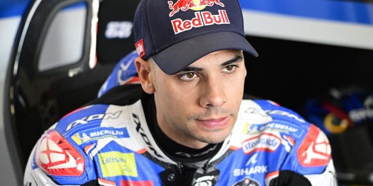 ‘Não consigo virar a moto; precisamos de fazer uma mudança maior para amanhã’ – Miguel Oliveira