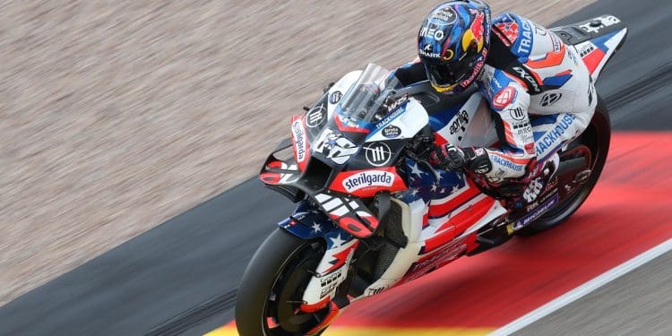 «Falcão» Miguel Oliveira voou até ao segundo lugar na grelha do GP da Alemanha