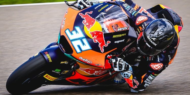 Marcel Schrötter volta a competir no Moto2 na Grã-Bretanha