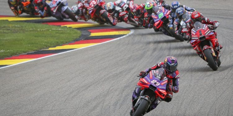 Jorge Lorenzo aponta a ‘maior diferença’ entre Francesco Bagnaia e Jorge Martín