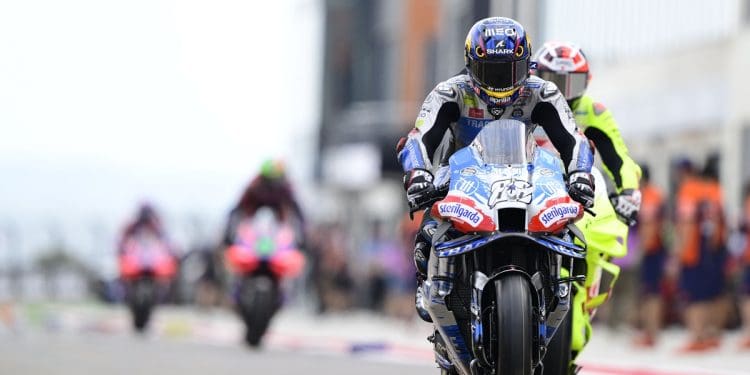 ‘Não podes ir de fantástico para a traseira do pelotão…’ – Miguel Oliveira