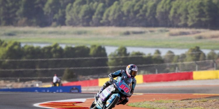 David Alonso arrebata volta recorde para liderar Treino 2 do Moto3 em Misano