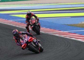 De falha de comunicação, a uma escolha precipitada, Jorge Martín assume toda a culpa pela troca de moto